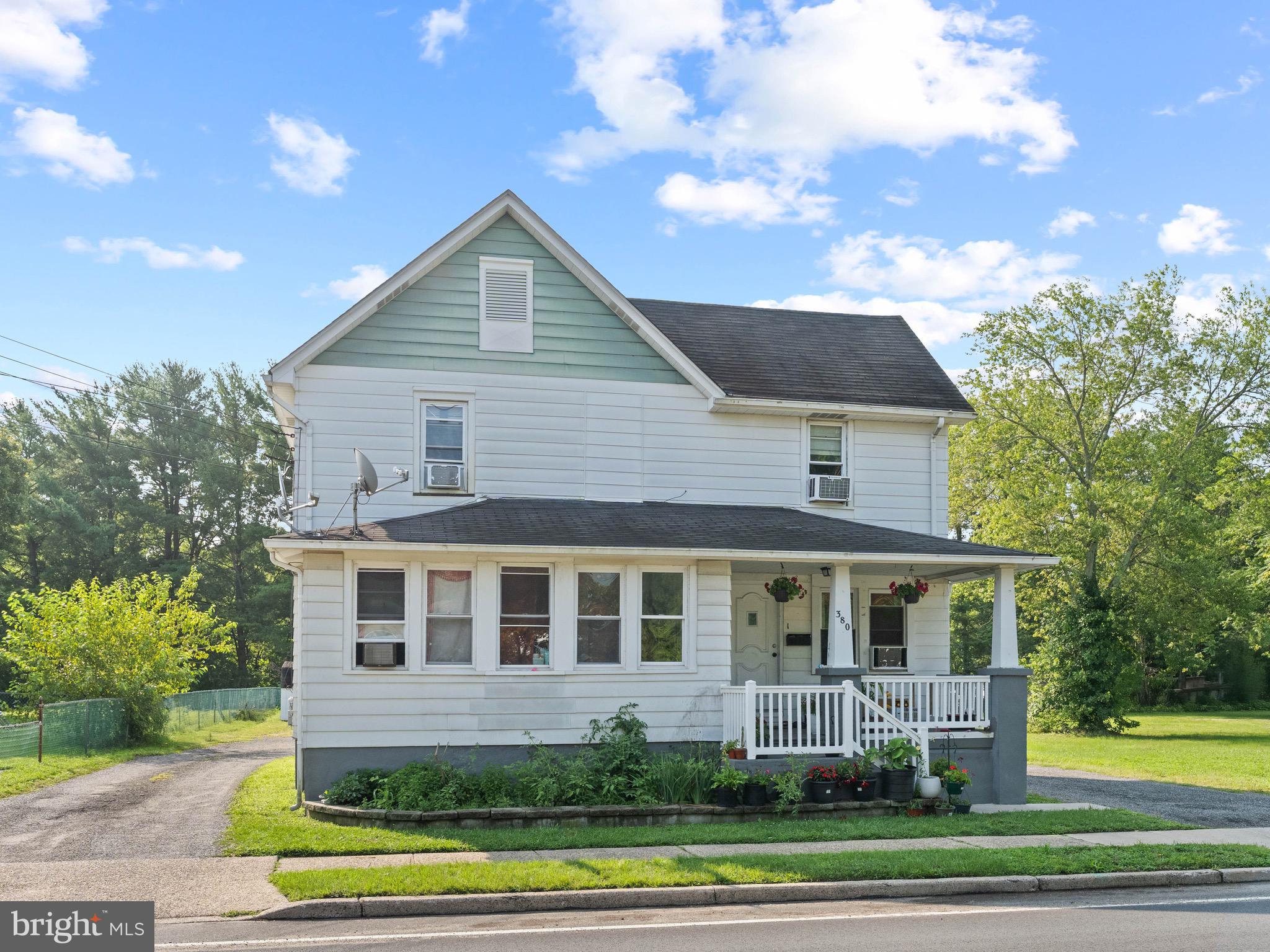 380 FAIRVIEW AVENUE
