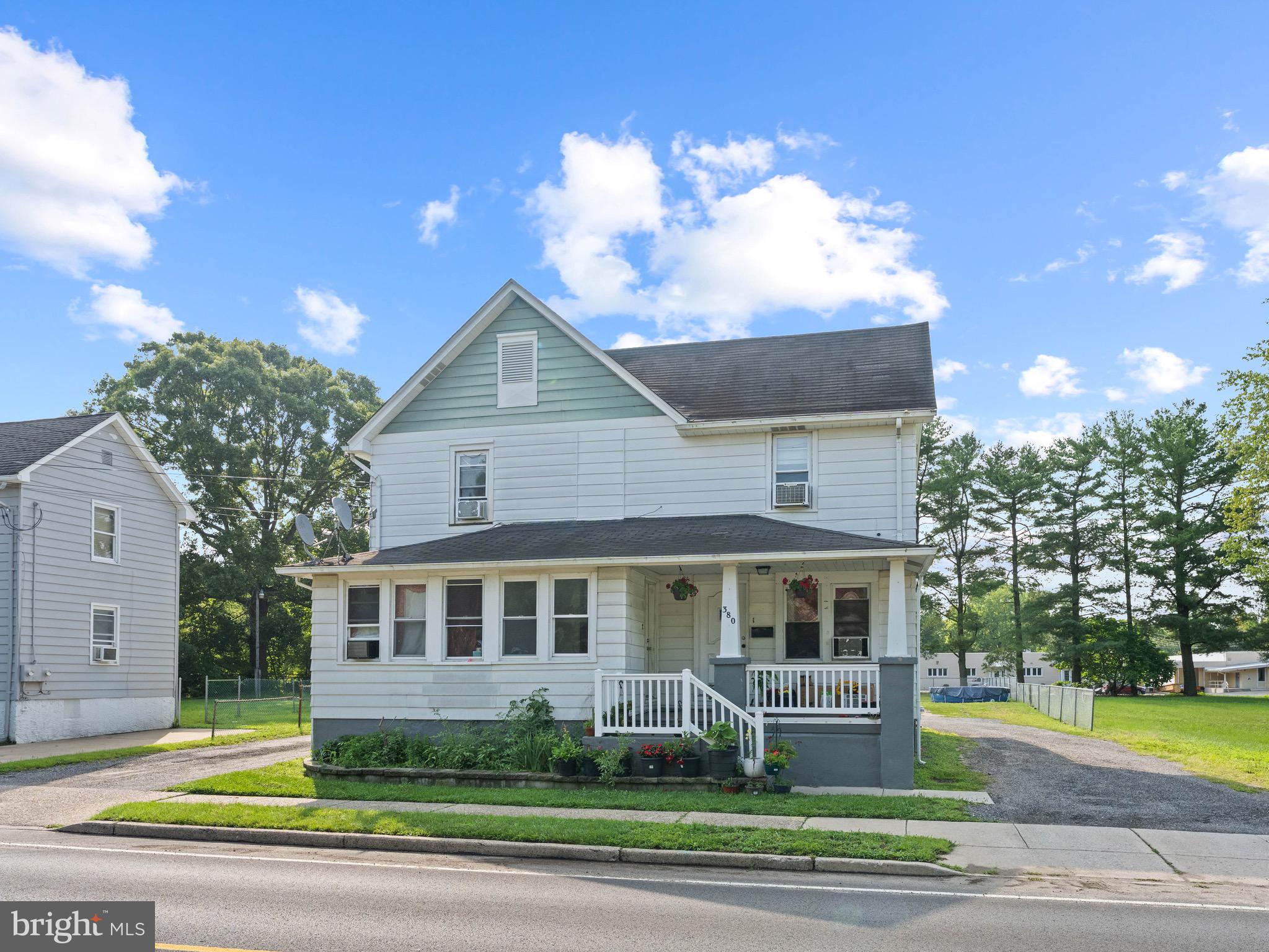 380 FAIRVIEW AVENUE