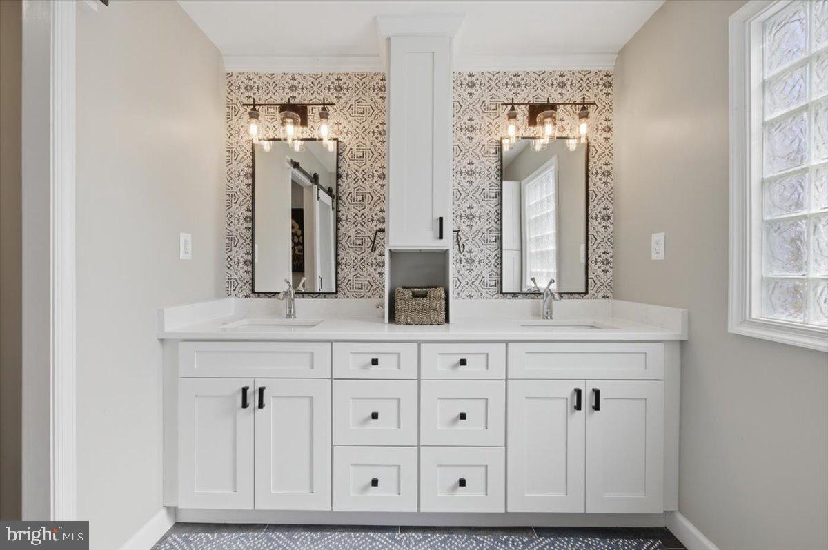 ORANGE HUNT ESTATES WEST - Residential