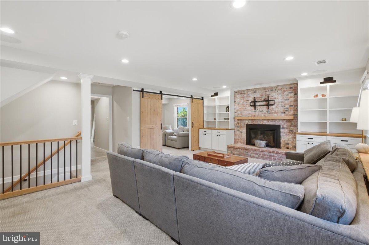 ORANGE HUNT ESTATES WEST - Residential