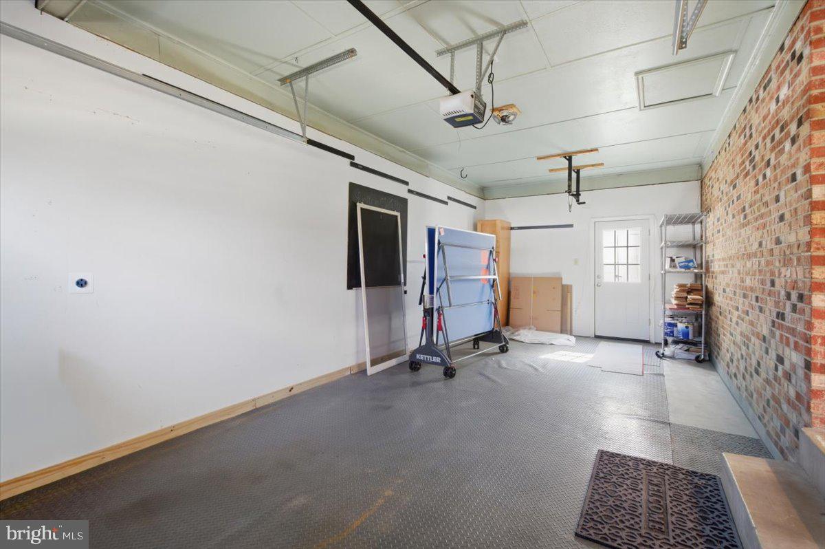 ORANGE HUNT ESTATES WEST - Residential