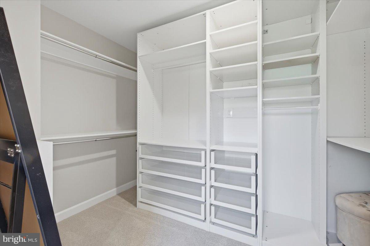 ORANGE HUNT ESTATES WEST - Residential