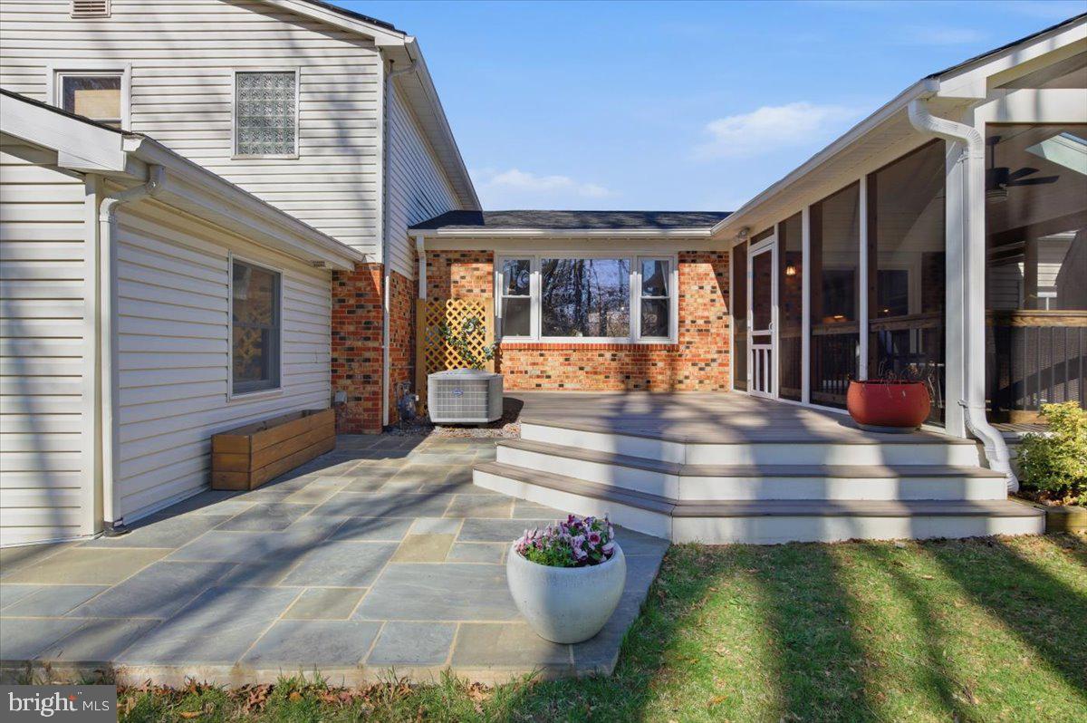 ORANGE HUNT ESTATES WEST - Residential