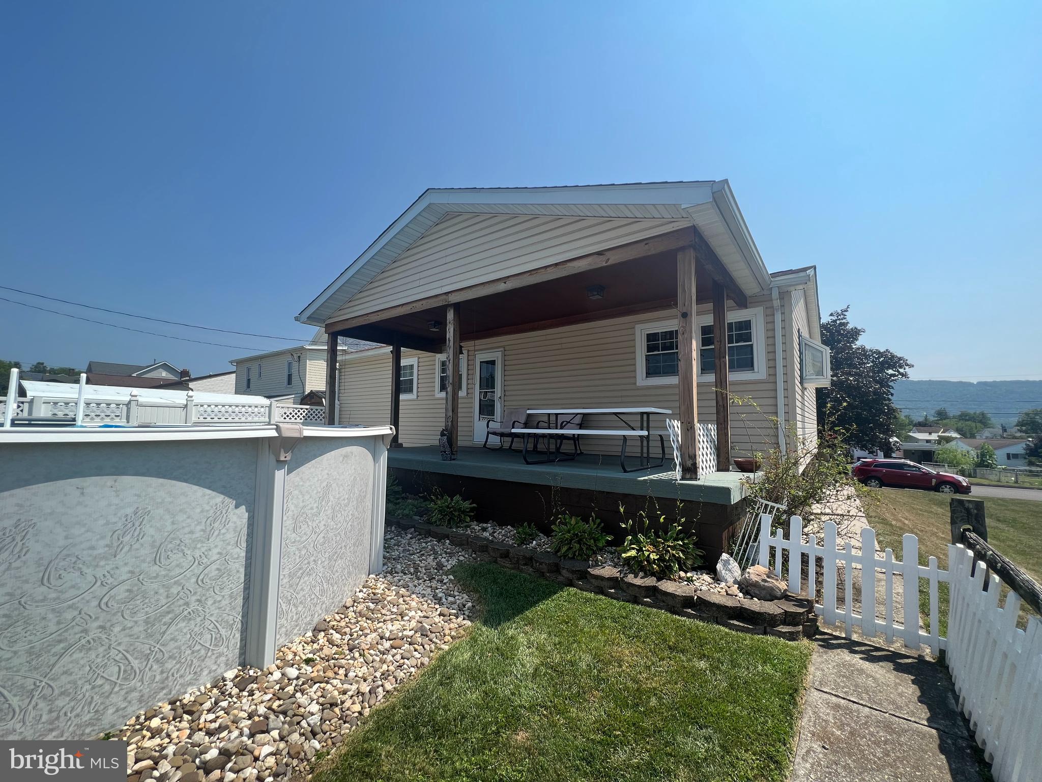 MAPLESIDE - Residential