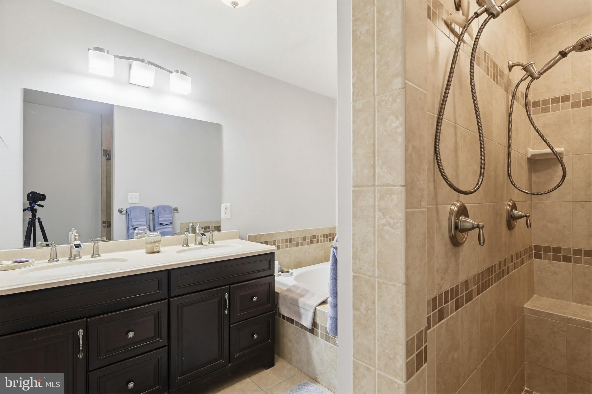 HARWOOD PARK - Residential