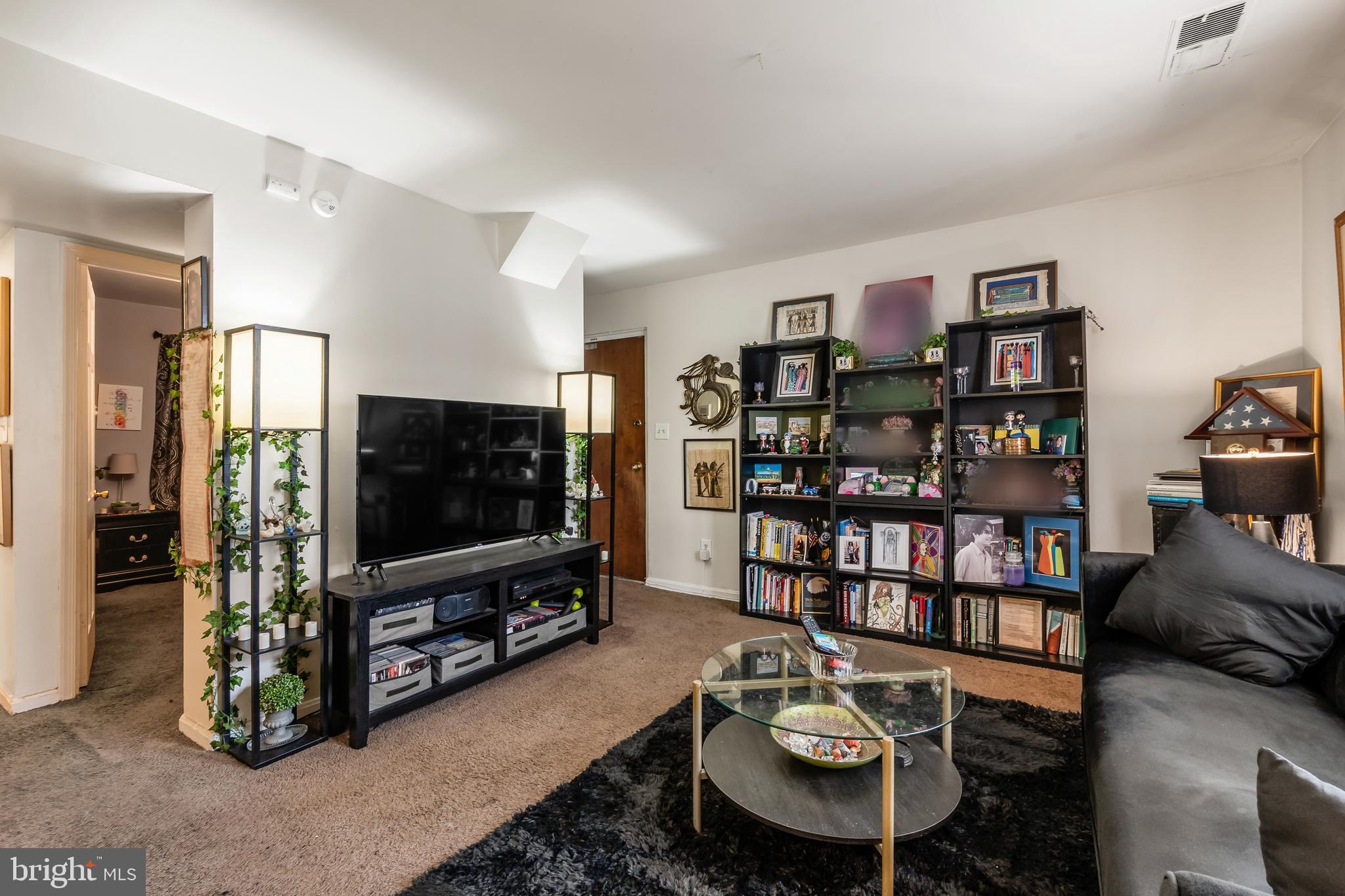 HILL CREST - Residential