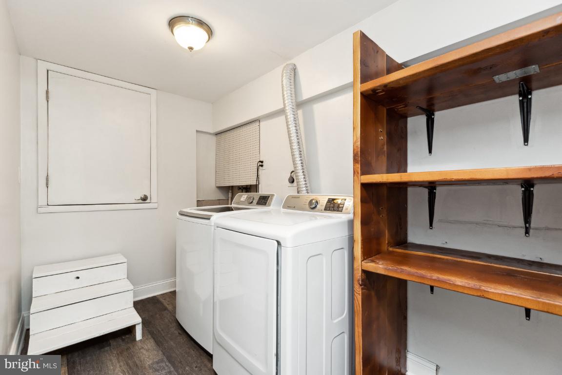 HICKORY RIDGE - Residential