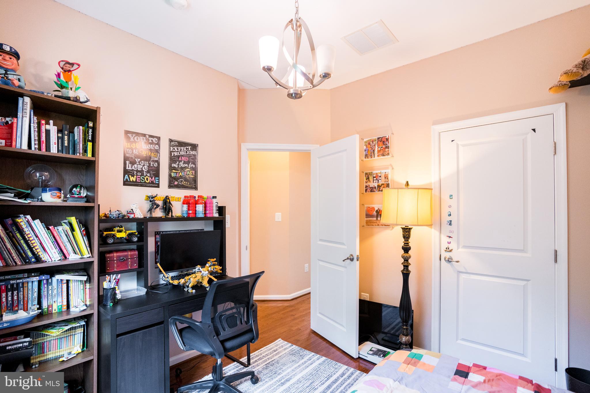 HOWARD SQUARE - Residential Lease