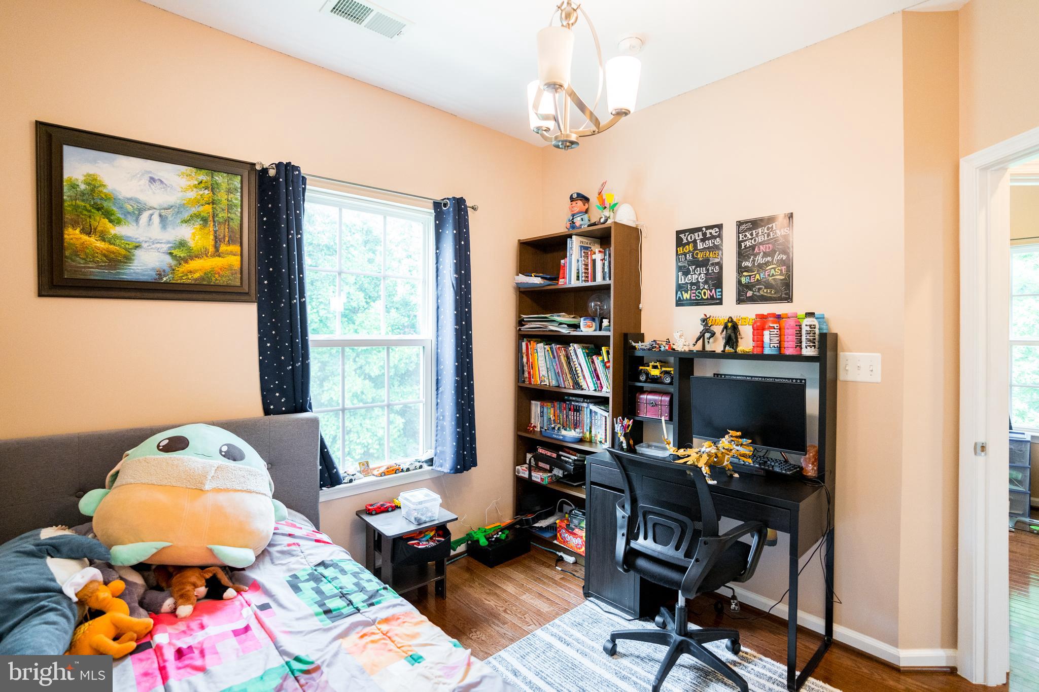 HOWARD SQUARE - Residential Lease