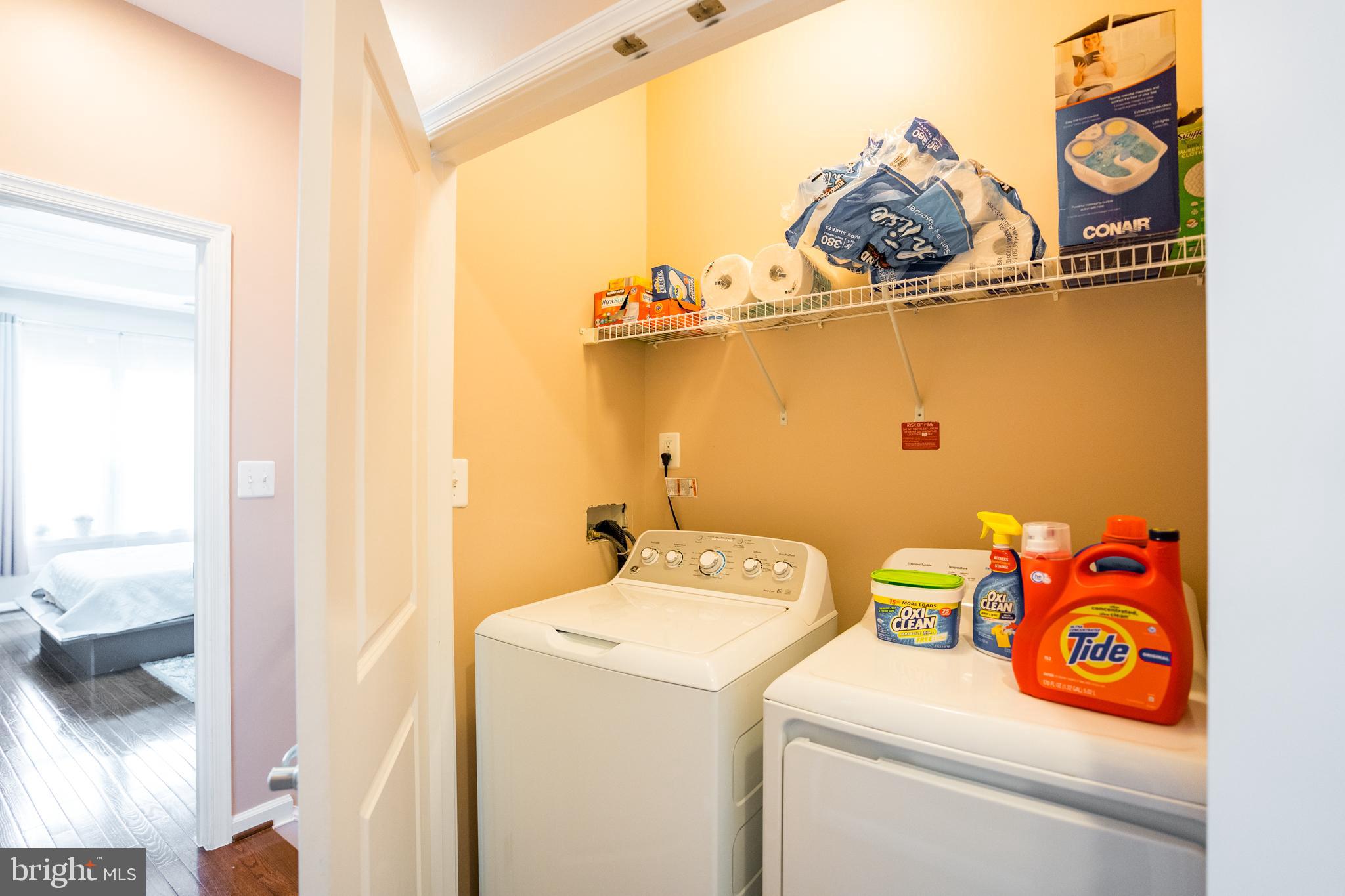 HOWARD SQUARE - Residential Lease