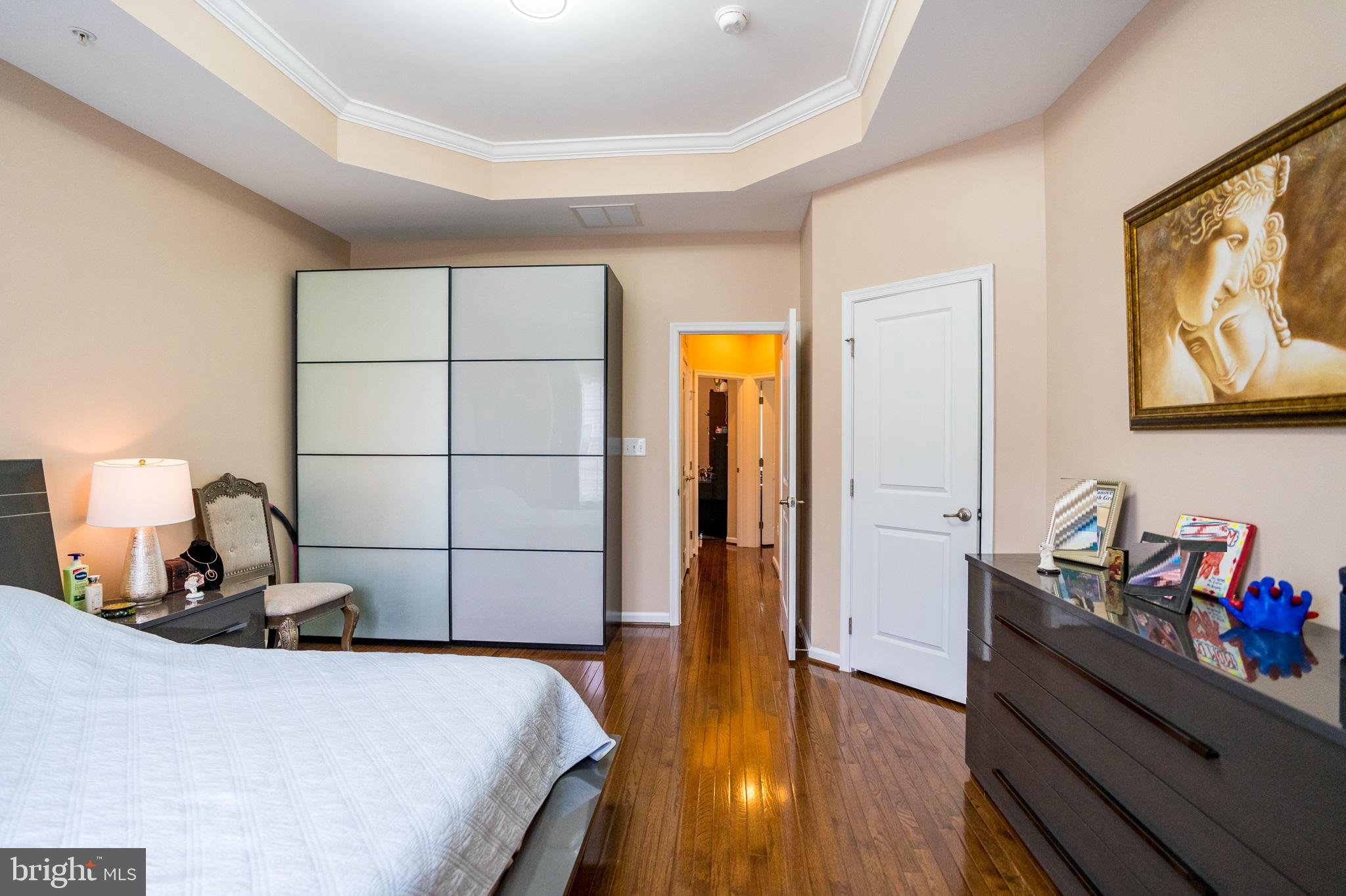 HOWARD SQUARE - Residential Lease