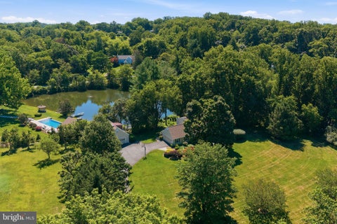 Homes For Sale - 10211 Lakewood Drive<br/> Montgomery County, ROCKVILLE, MD 20850