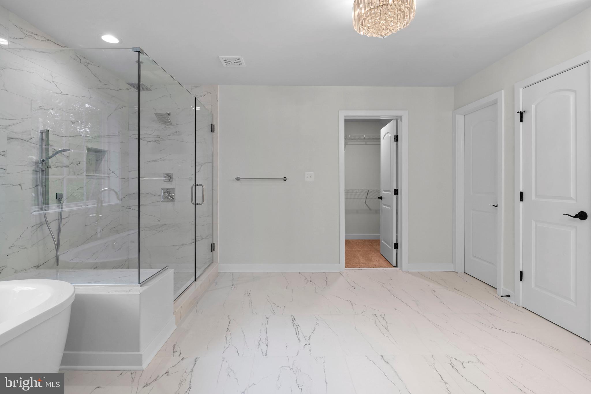 MOSS CREEK - Residential