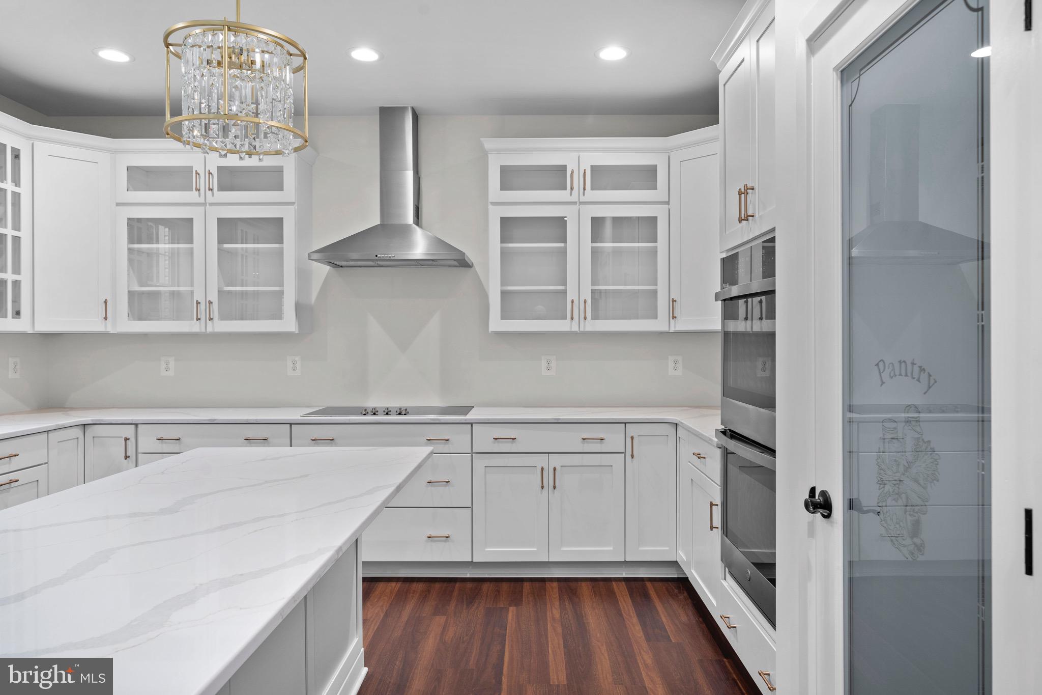 MOSS CREEK - Residential