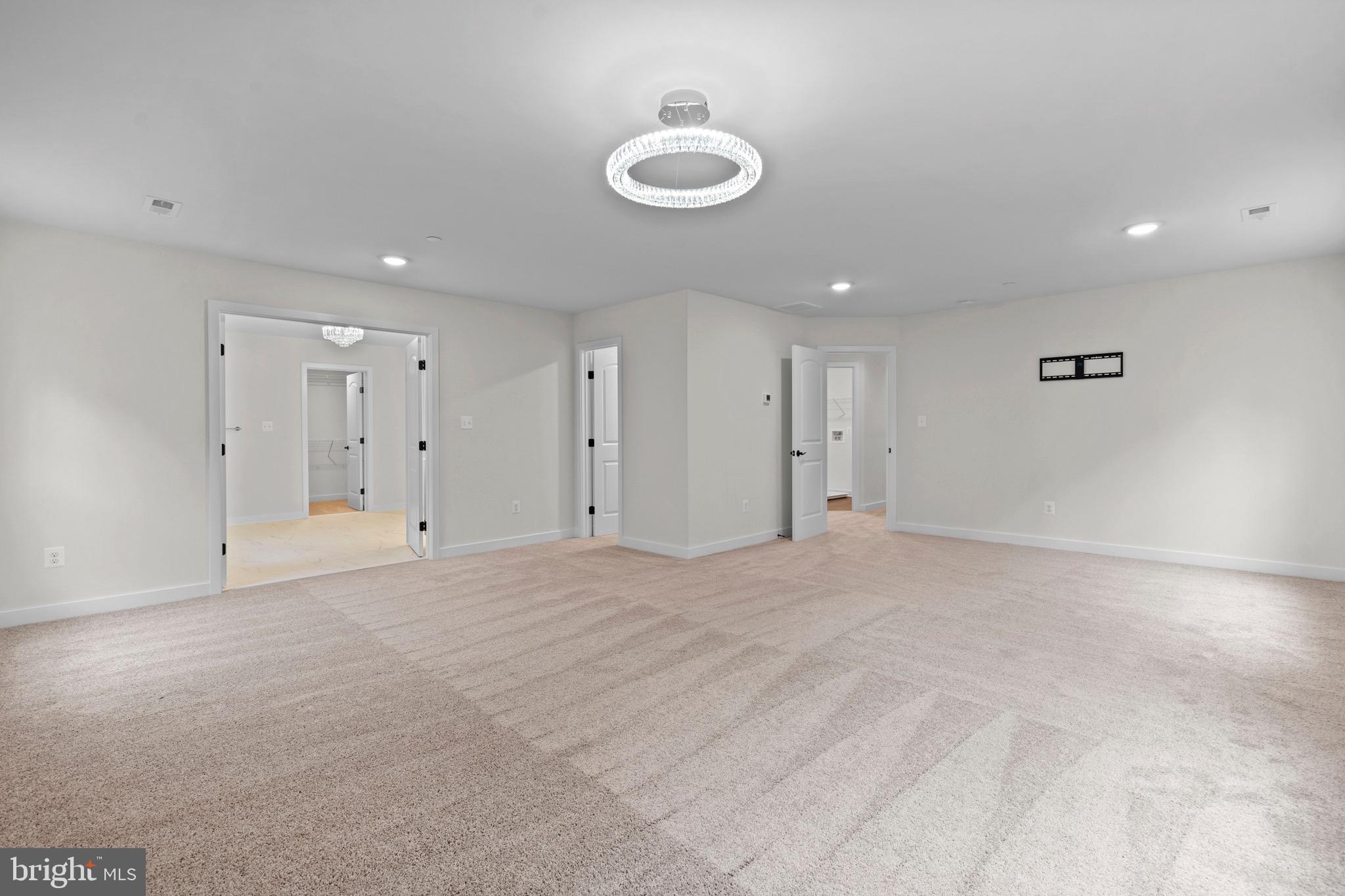 MOSS CREEK - Residential