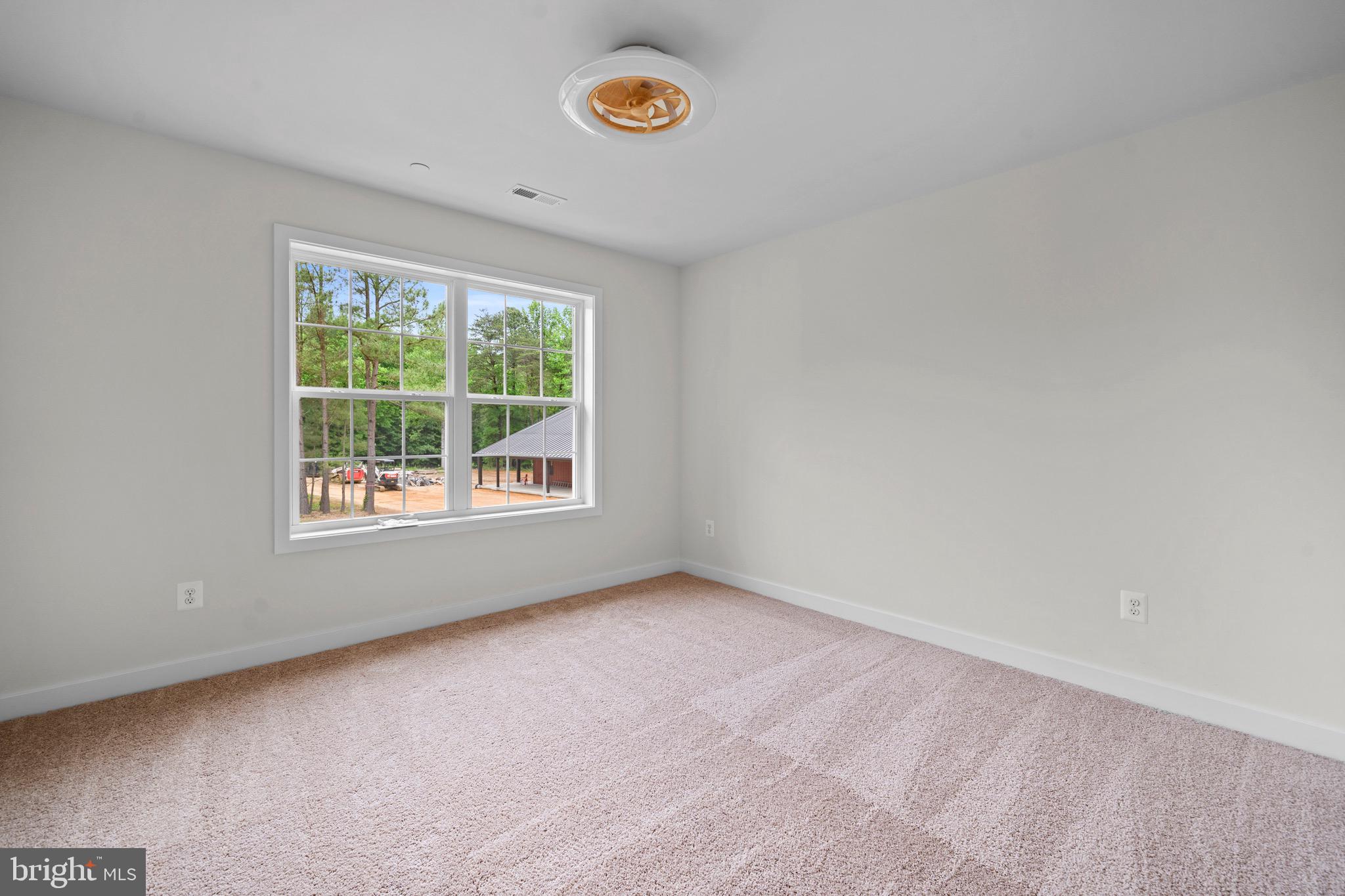 MOSS CREEK - Residential