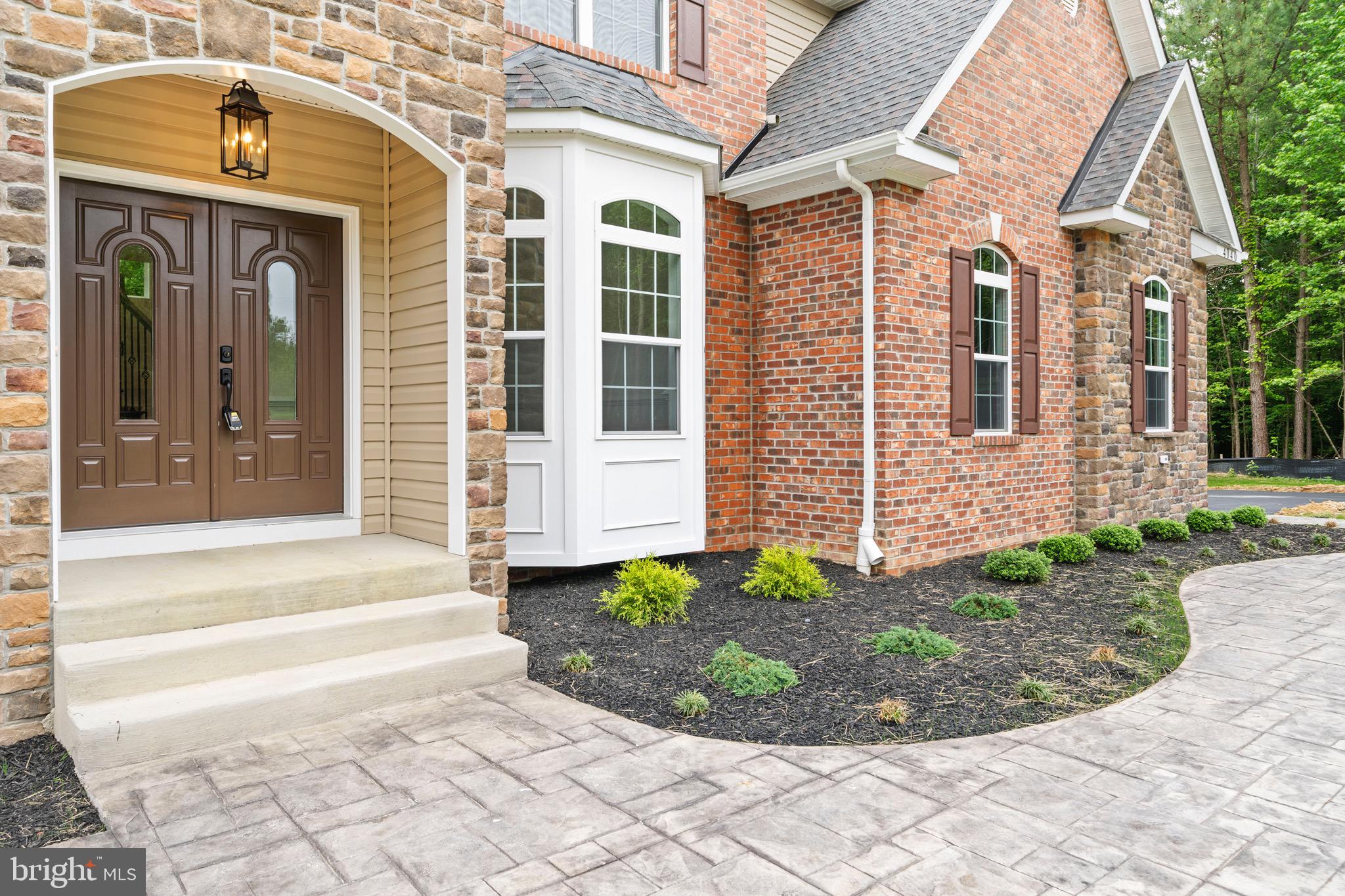 MOSS CREEK - Residential