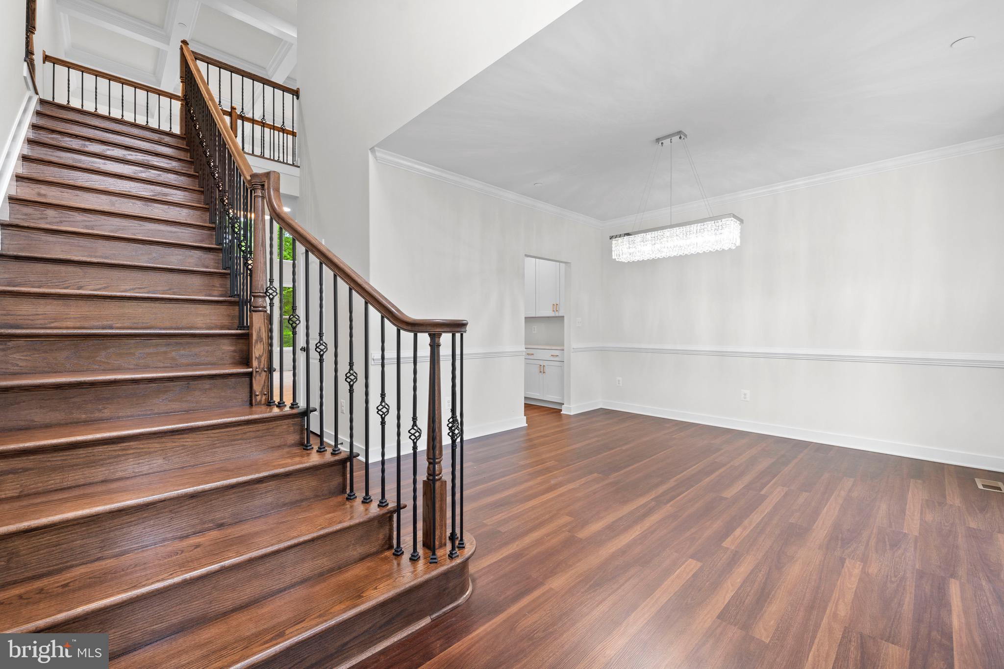 MOSS CREEK - Residential