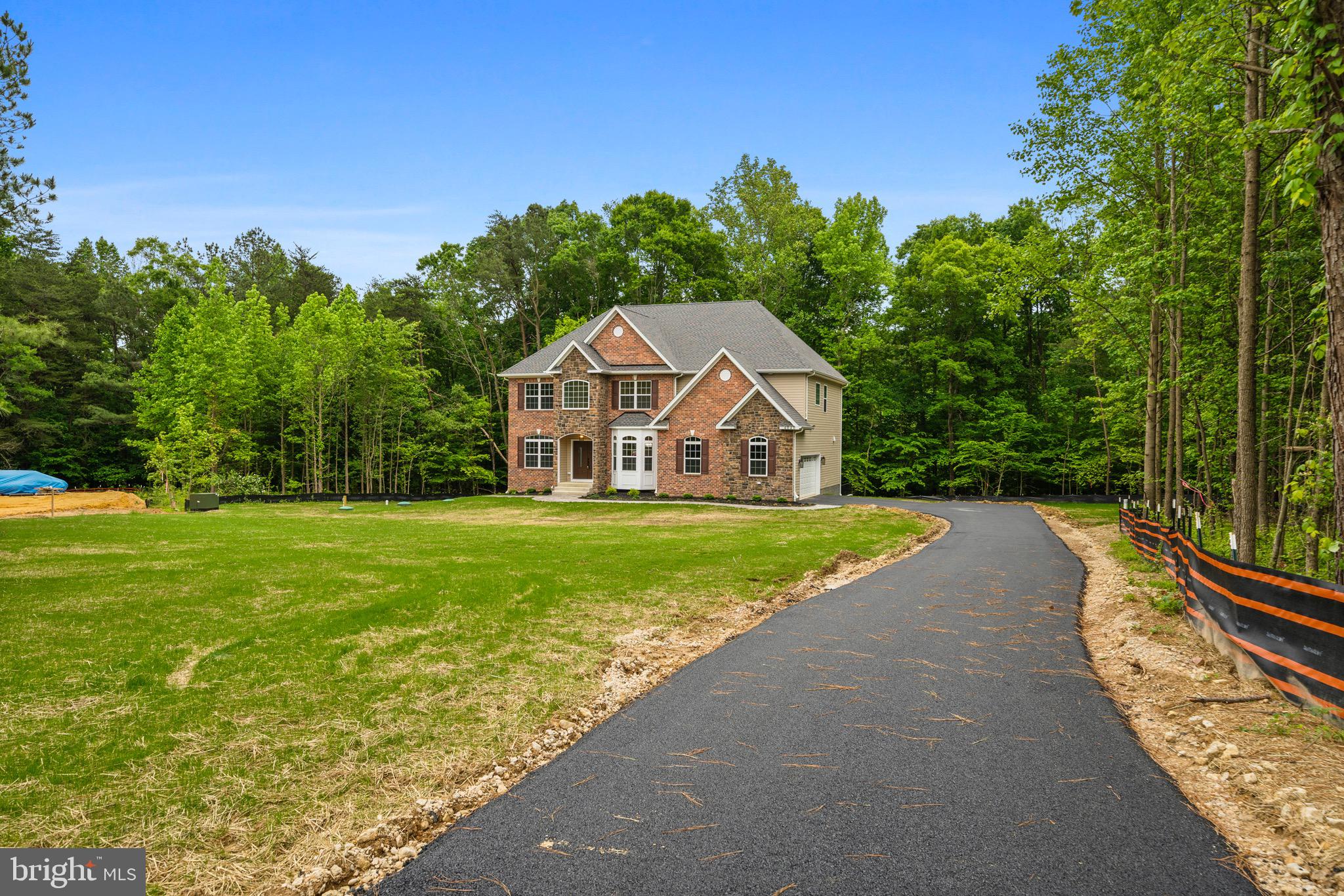 MOSS CREEK - Residential