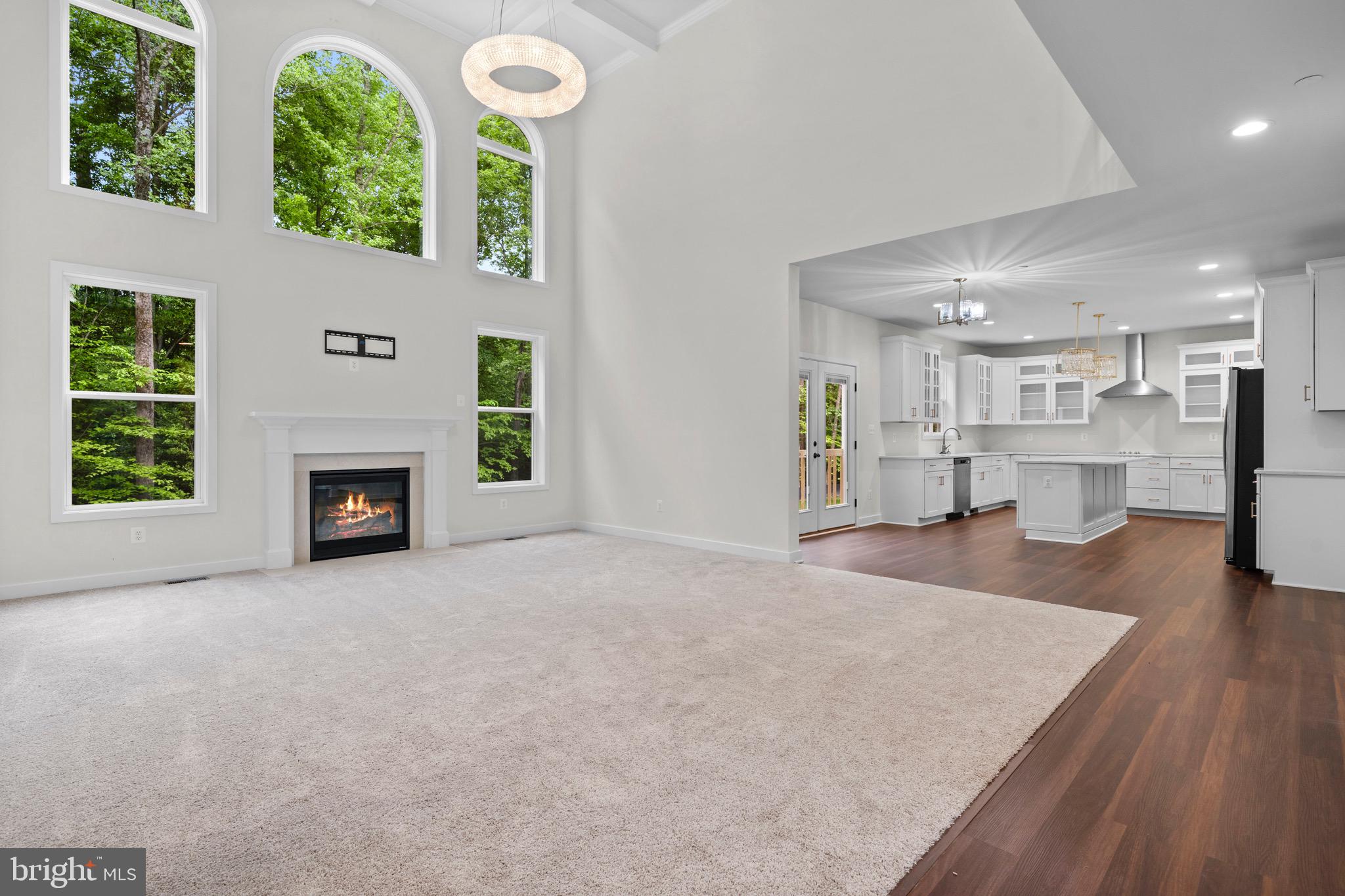 MOSS CREEK - Residential