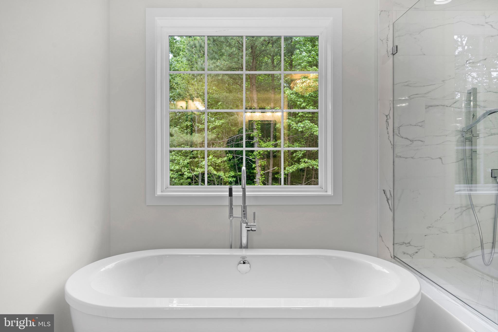 MOSS CREEK - Residential