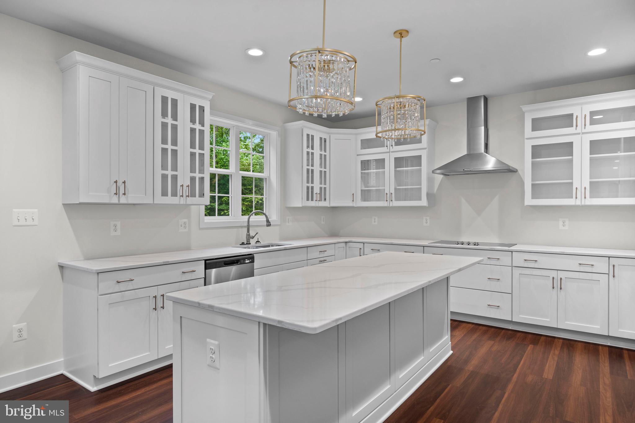 MOSS CREEK - Residential