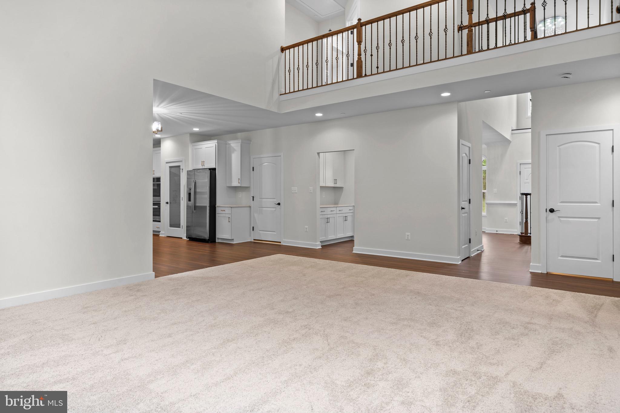 MOSS CREEK - Residential