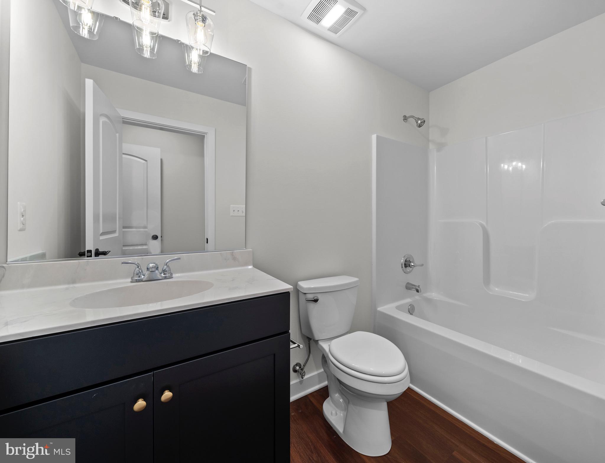 MOSS CREEK - Residential