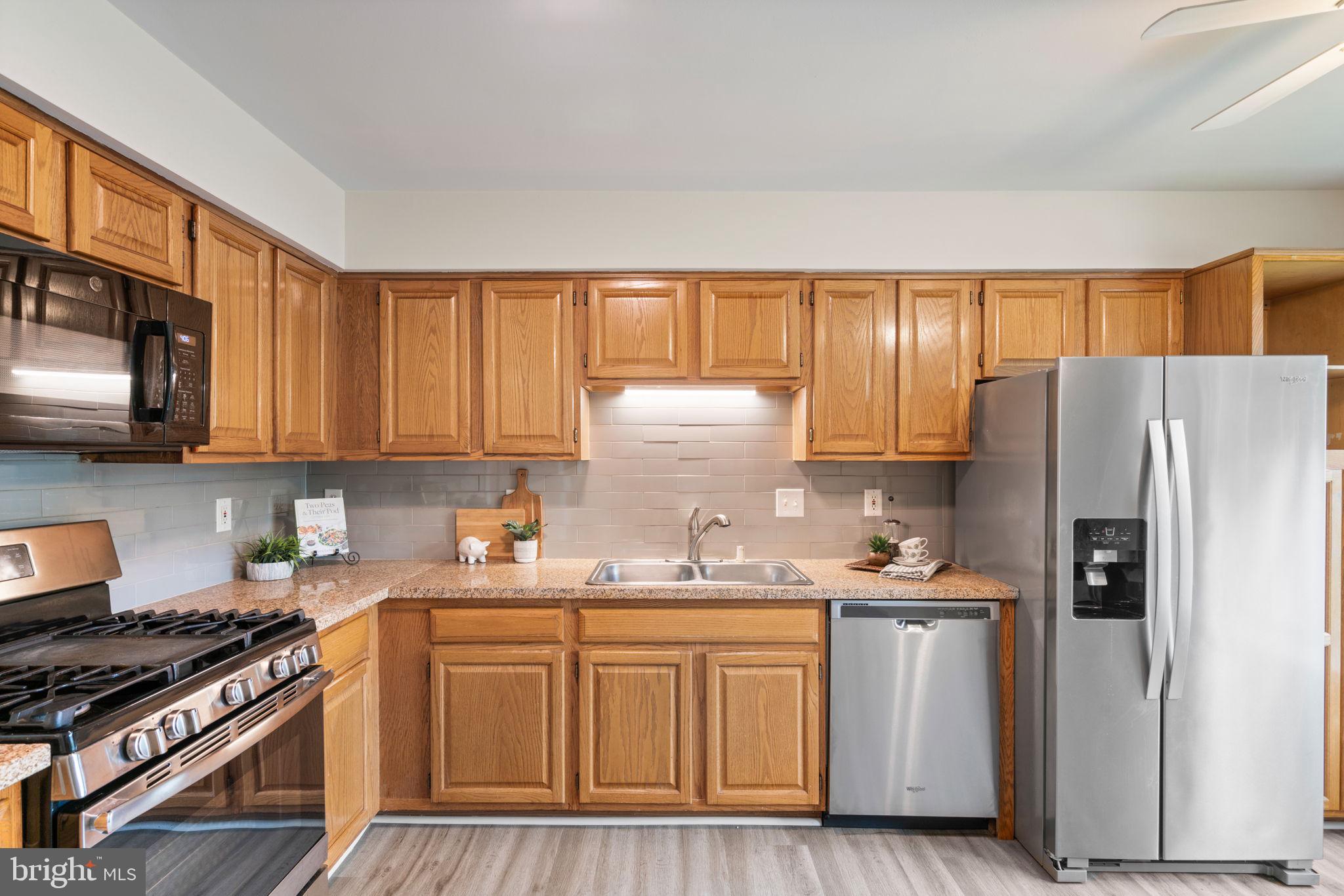 DALE CITY - Residential