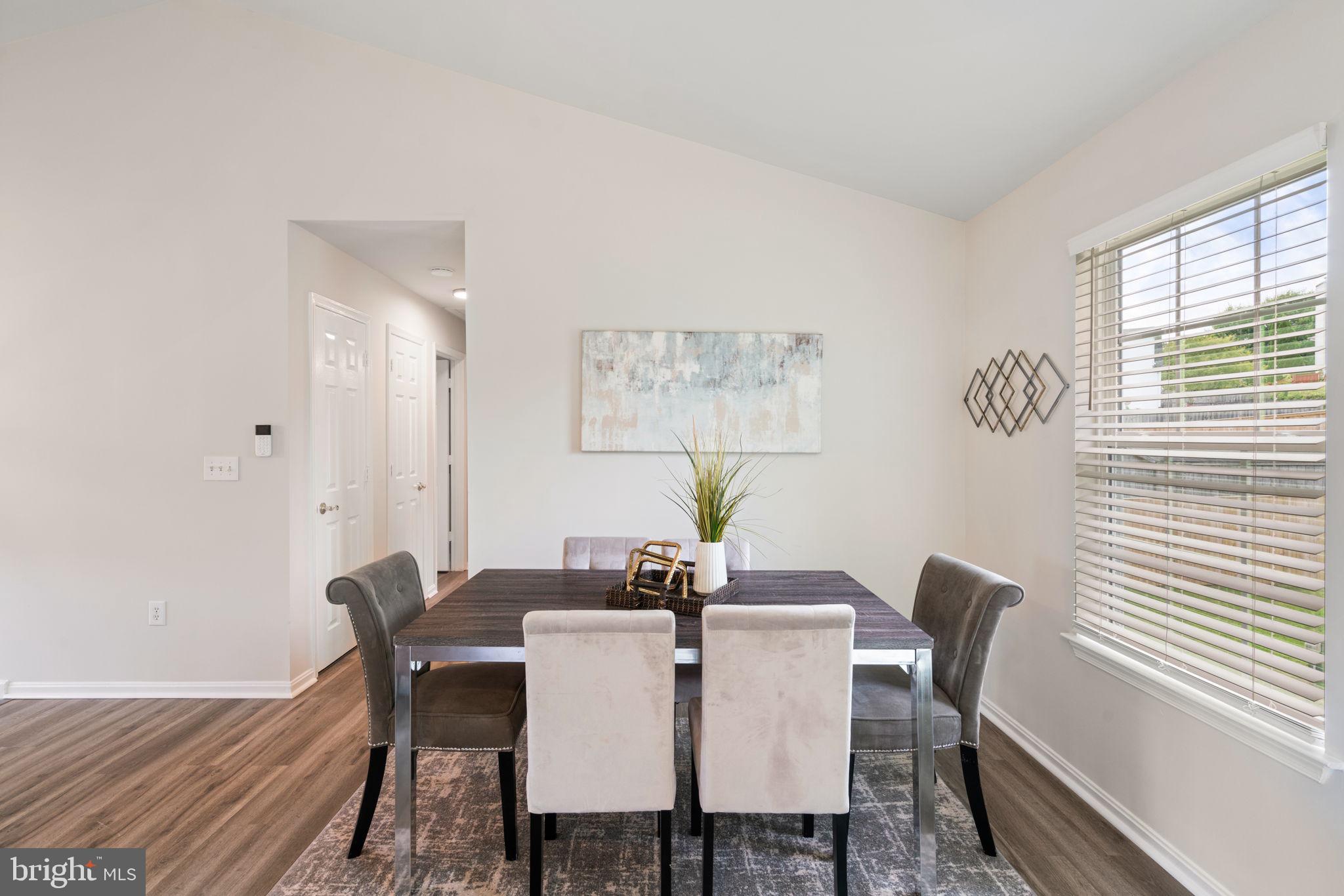 DALE CITY - Residential