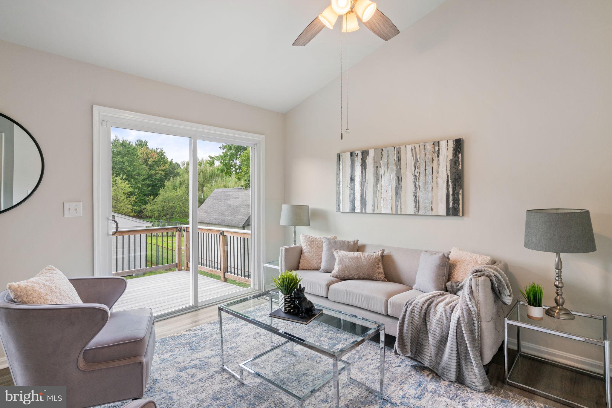 DALE CITY - Residential