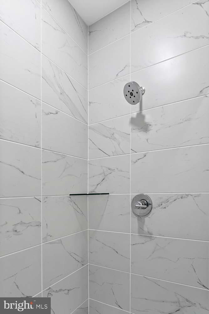 OLD TOWN NORTH - Residential