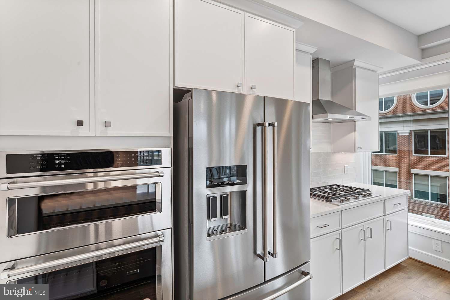 OLD TOWN NORTH - Residential