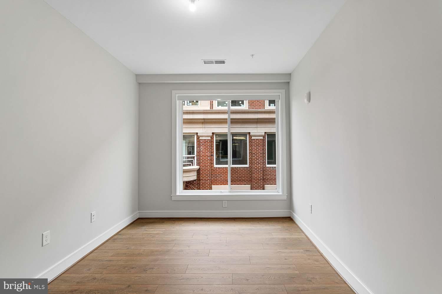 OLD TOWN NORTH - Residential