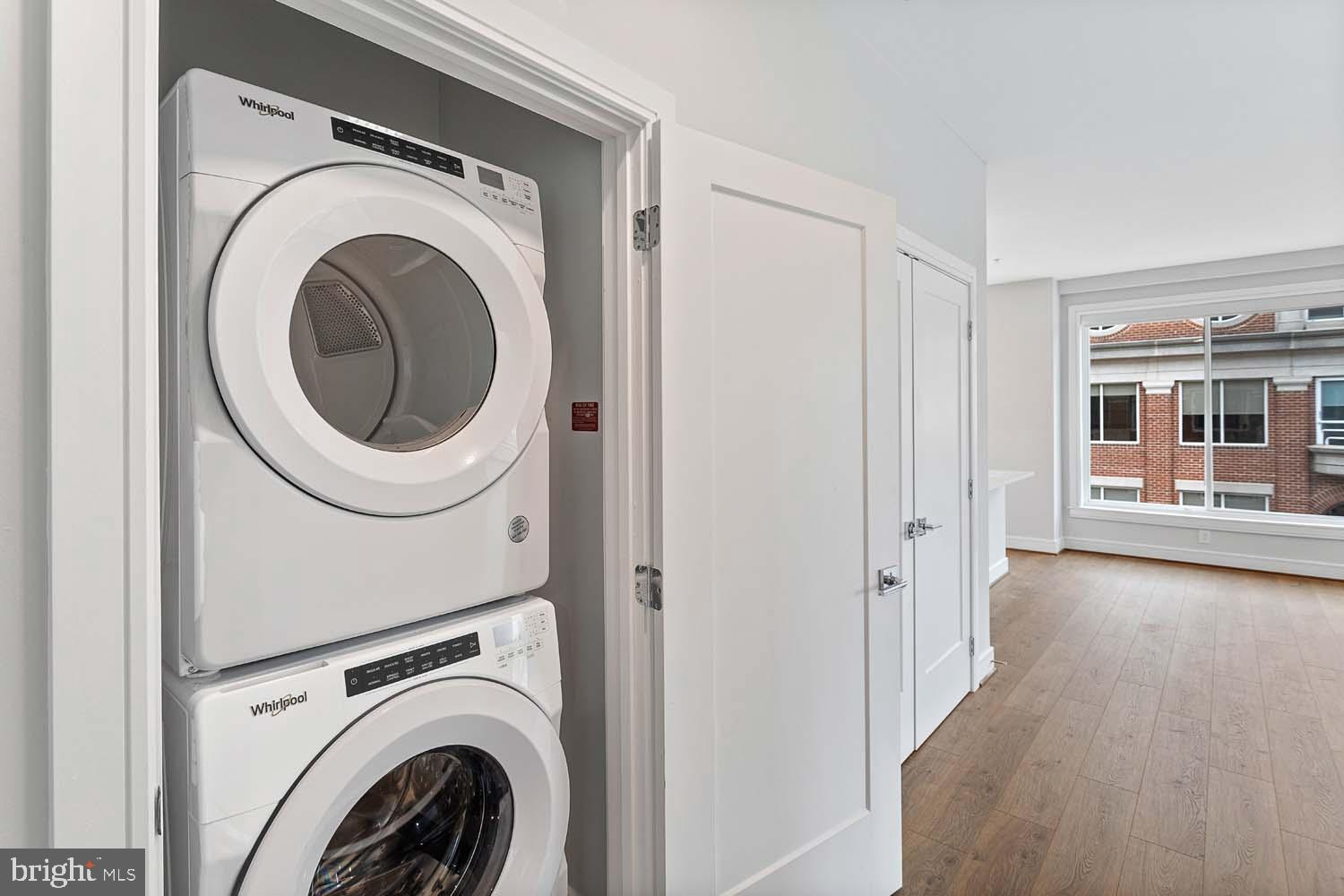 OLD TOWN NORTH - Residential