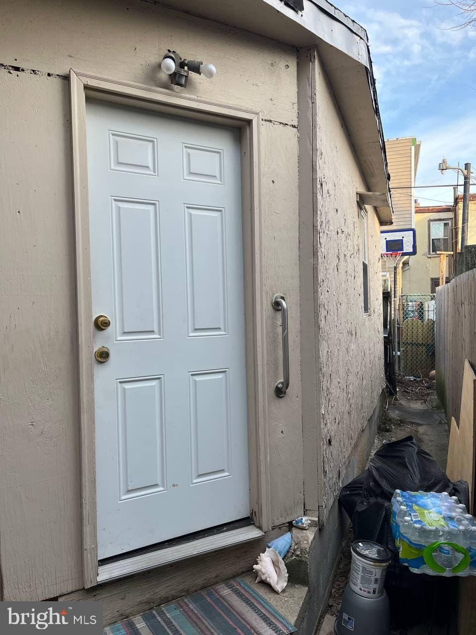 PHILADELPHIA - Residential