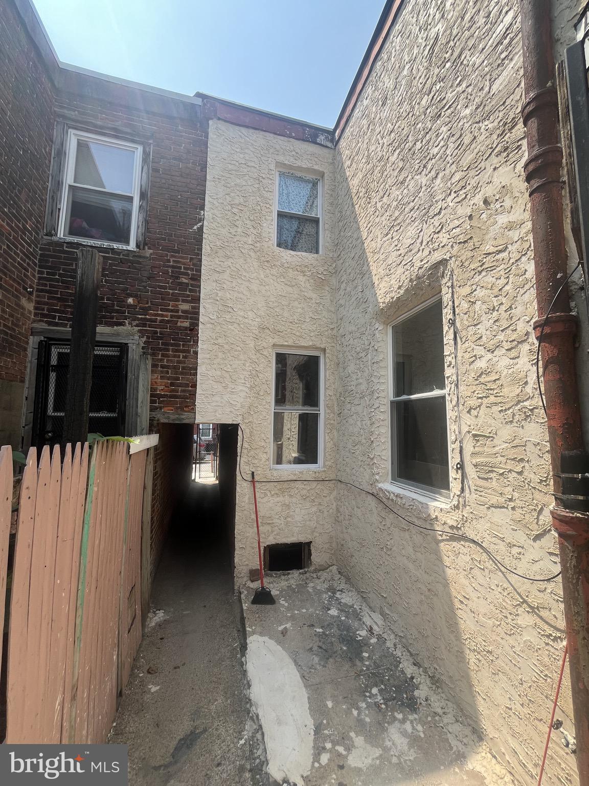 PHILADELPHIA - Residential