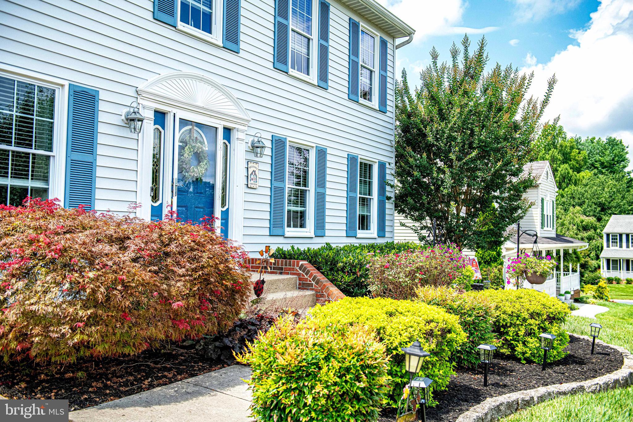 1543 BENTLEY CIRCLE
