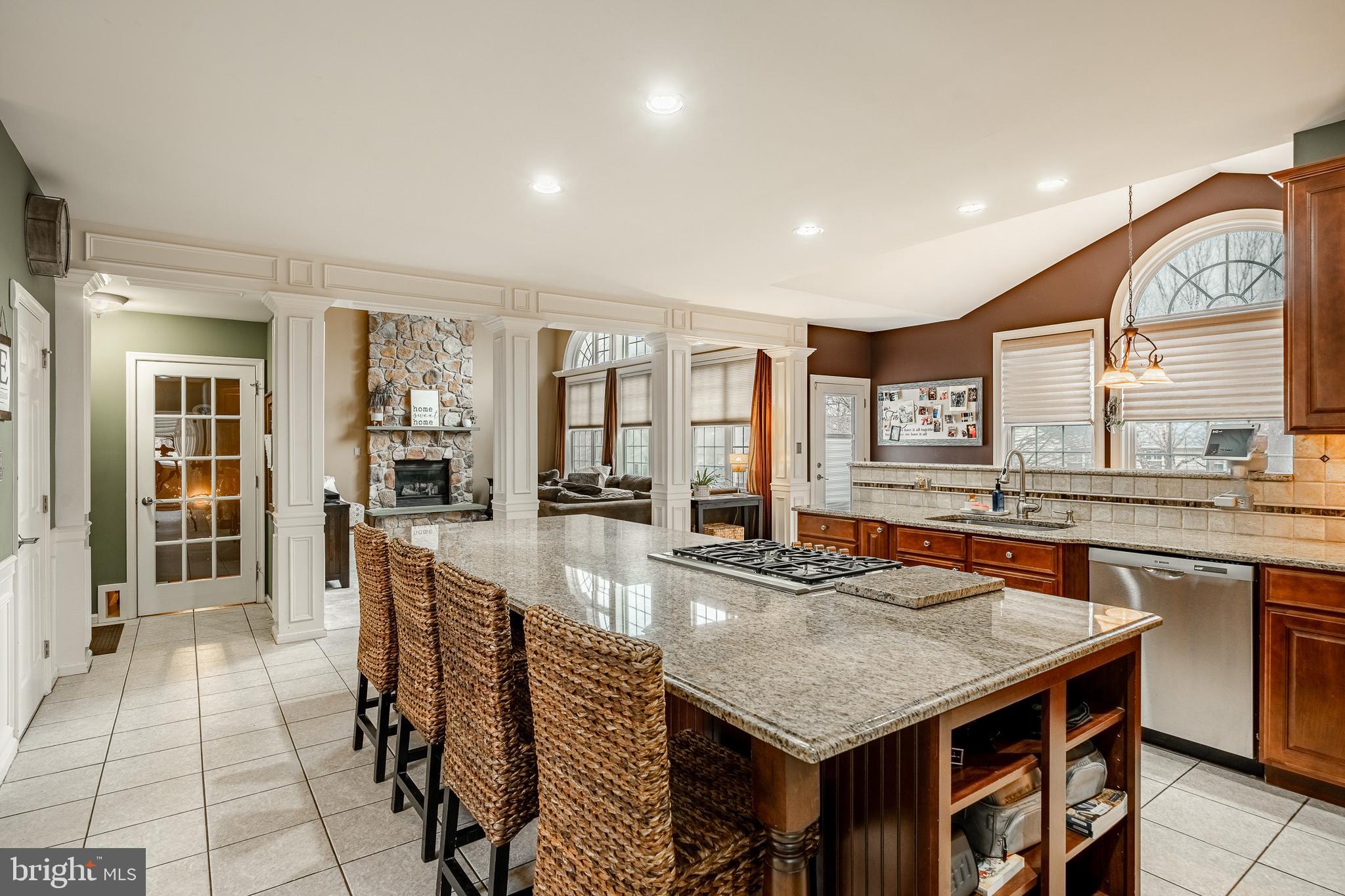 LONDON CROFT - Residential