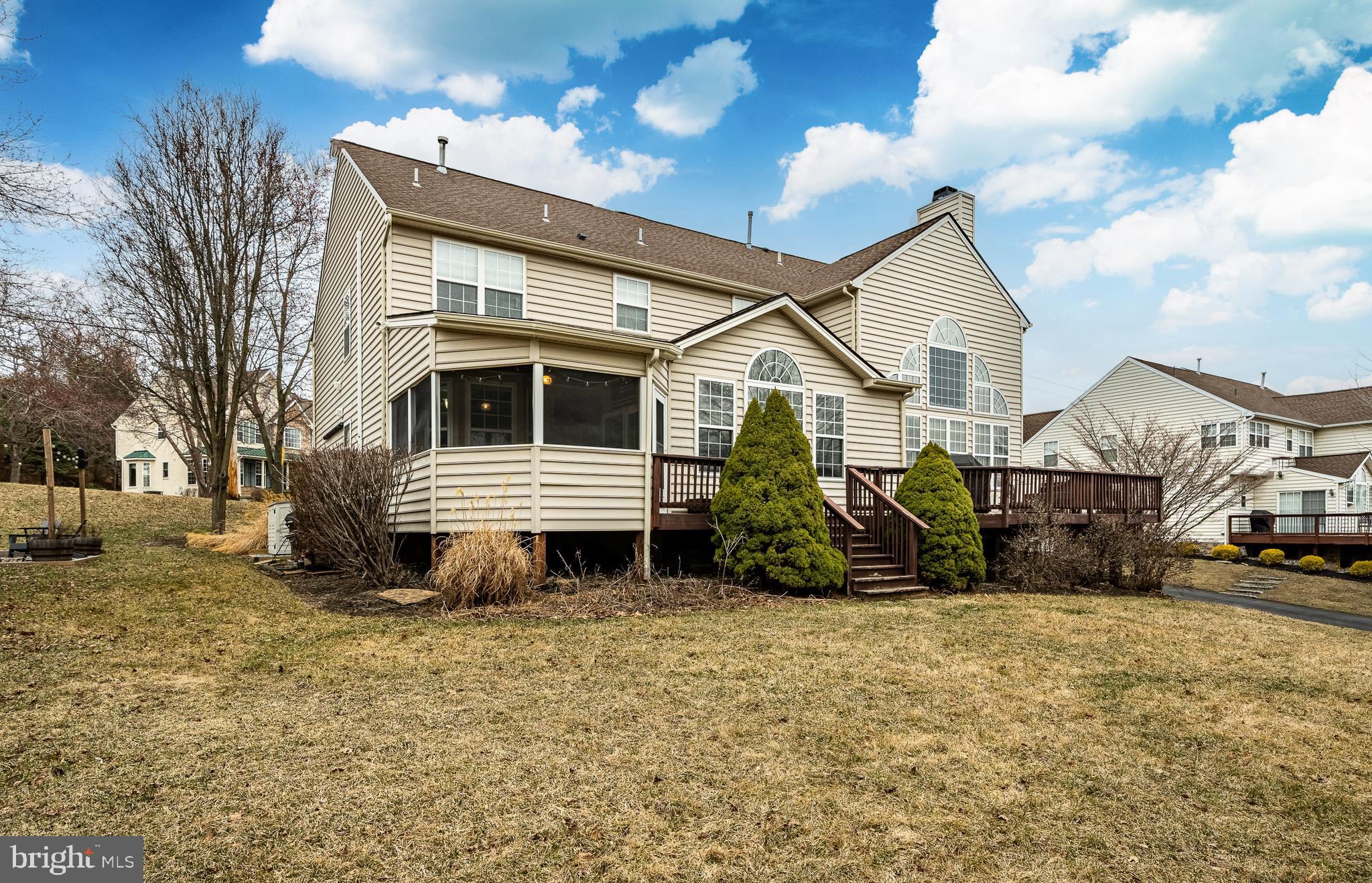 LONDON CROFT - Residential