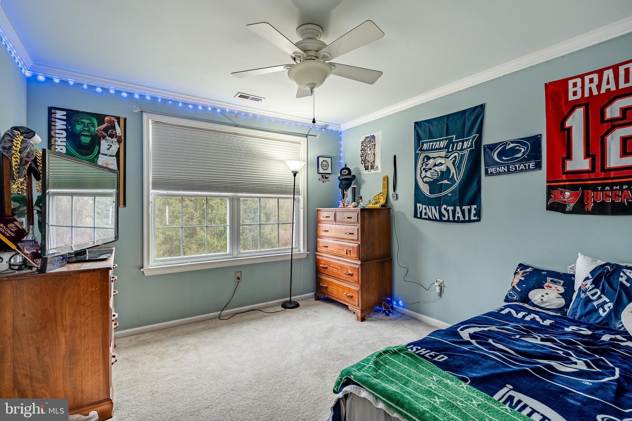 LONDON CROFT - Residential