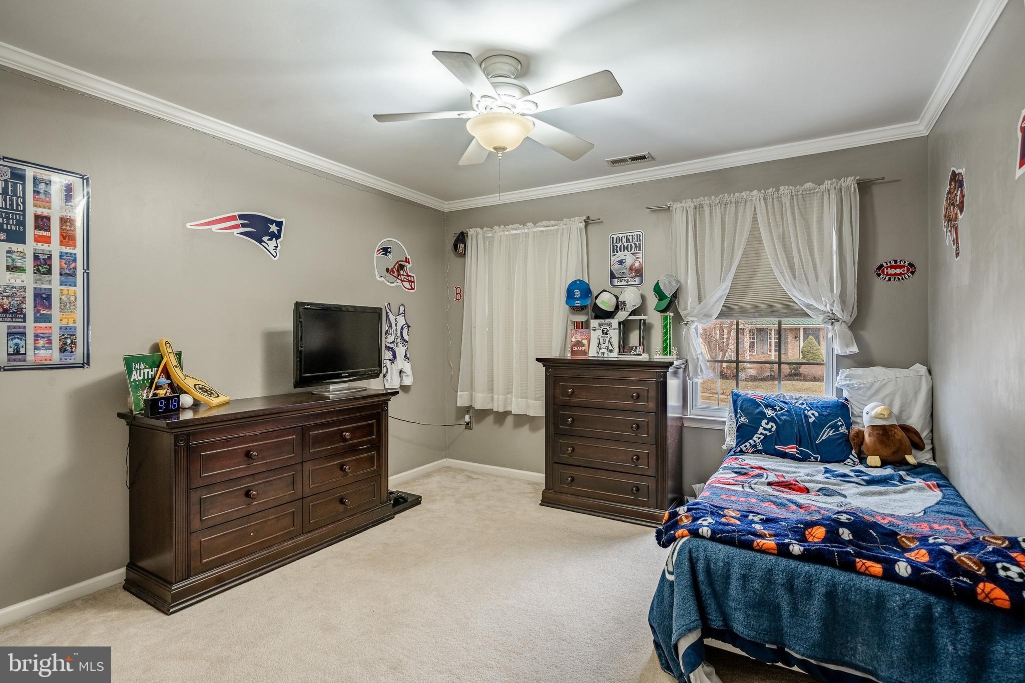 LONDON CROFT - Residential