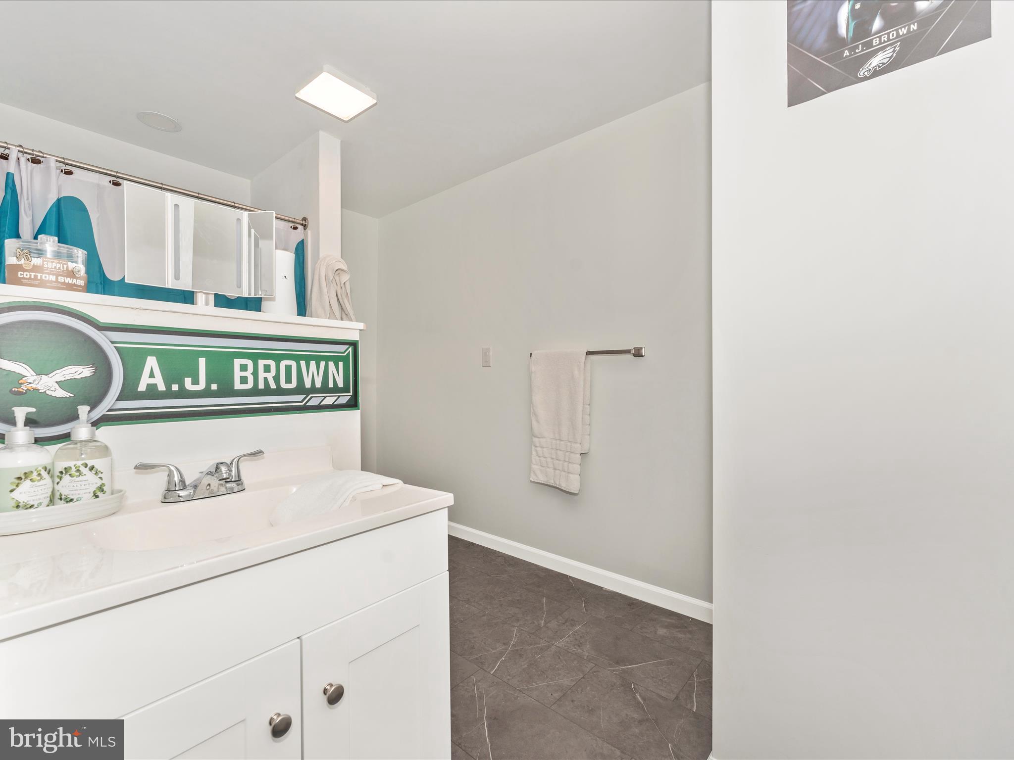 HAMMONDS MILL - Residential