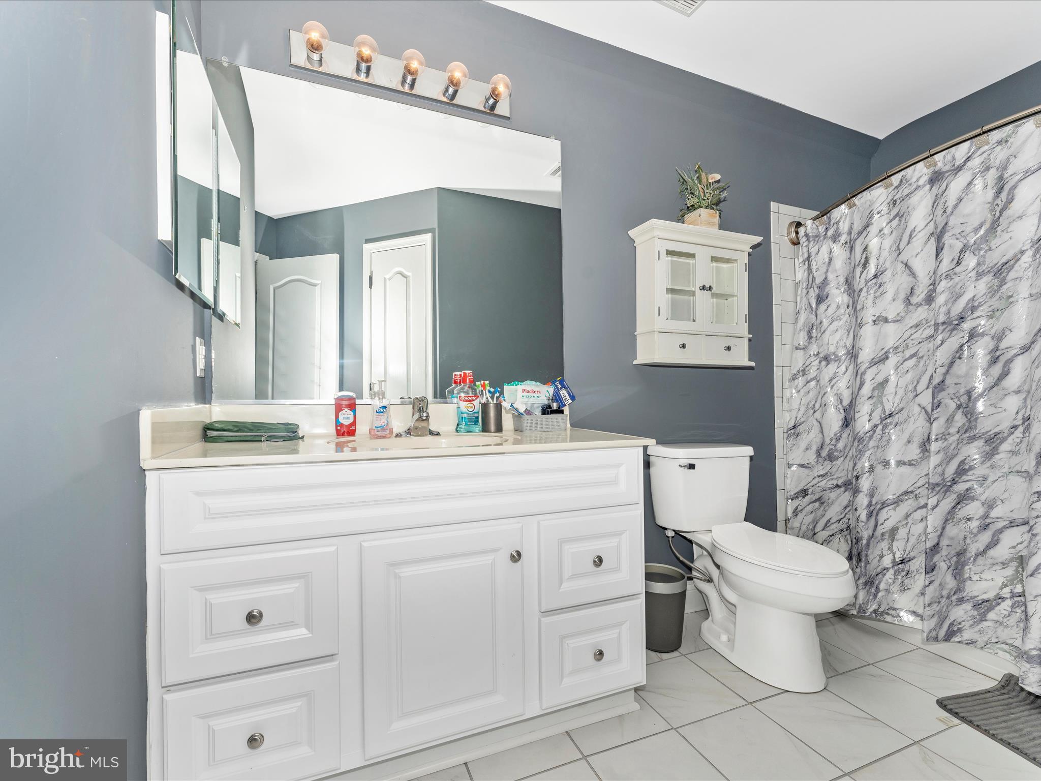 HAMMONDS MILL - Residential