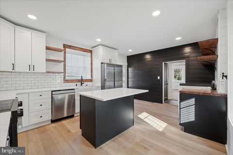 503 N BETHLEHEM PIKE A AMBLER PA 19002