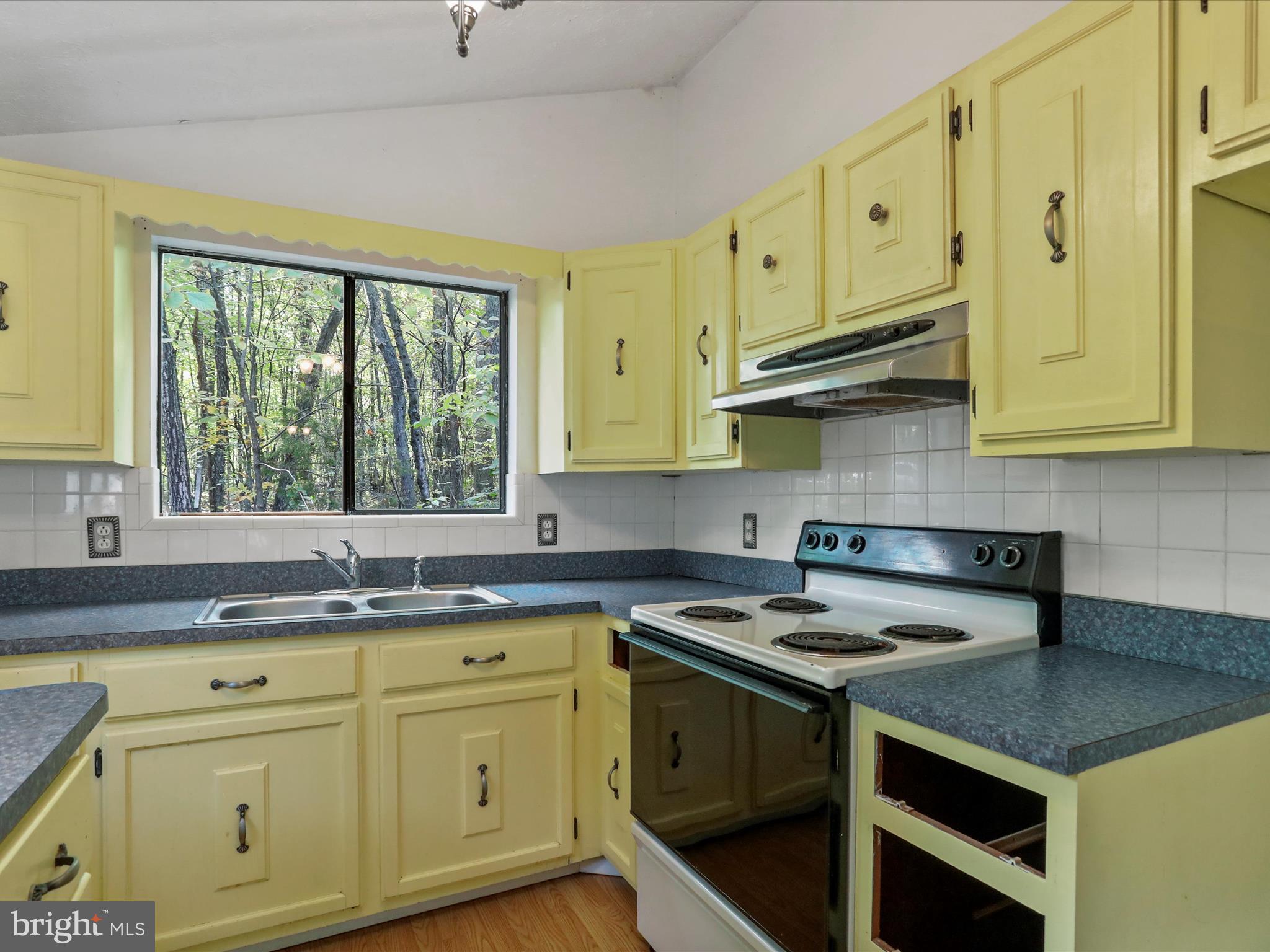 MONTEVALLO HILLS - Residential