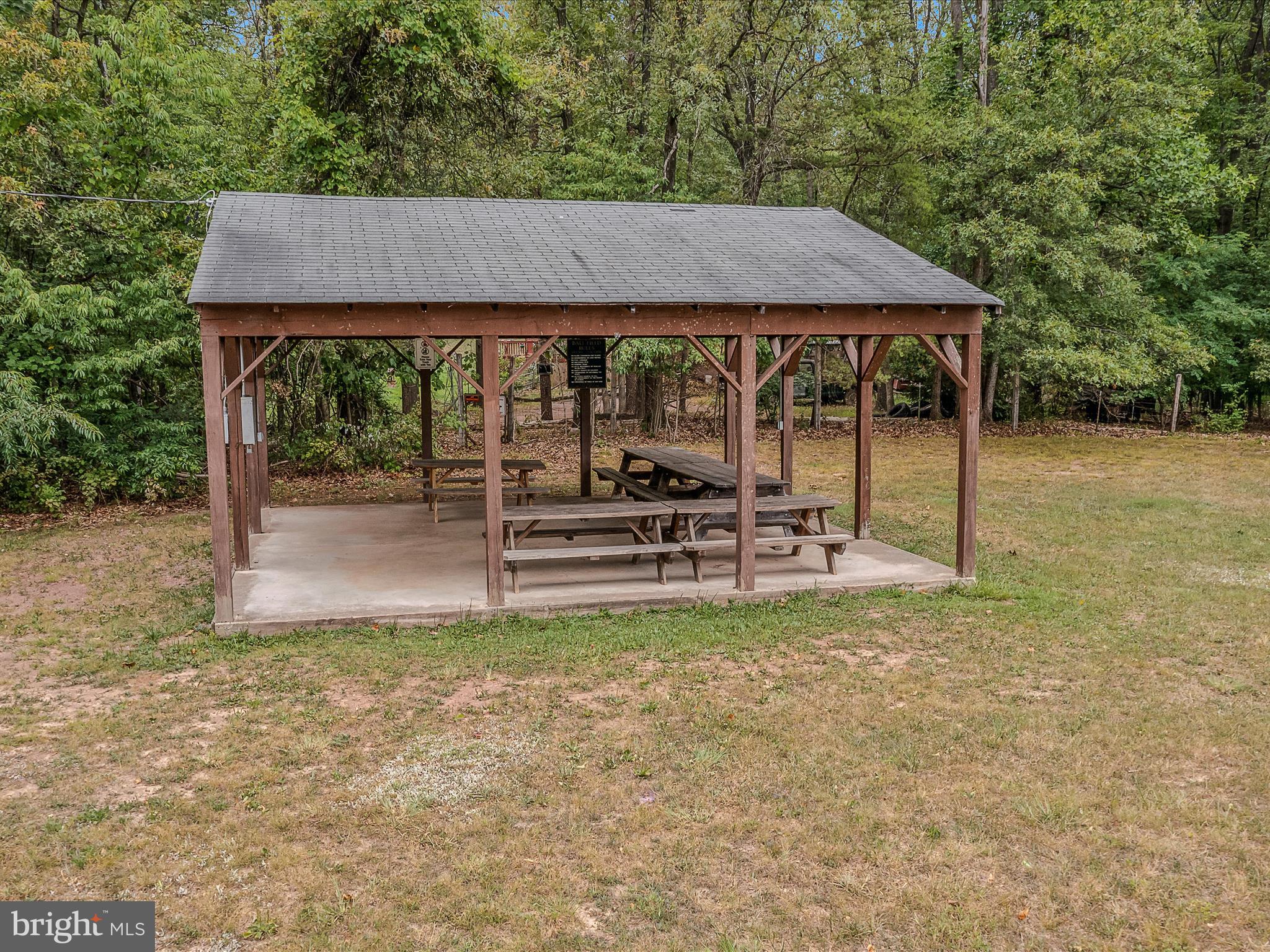 SLEEPY HOLLOW SUBDIVISION - Residential