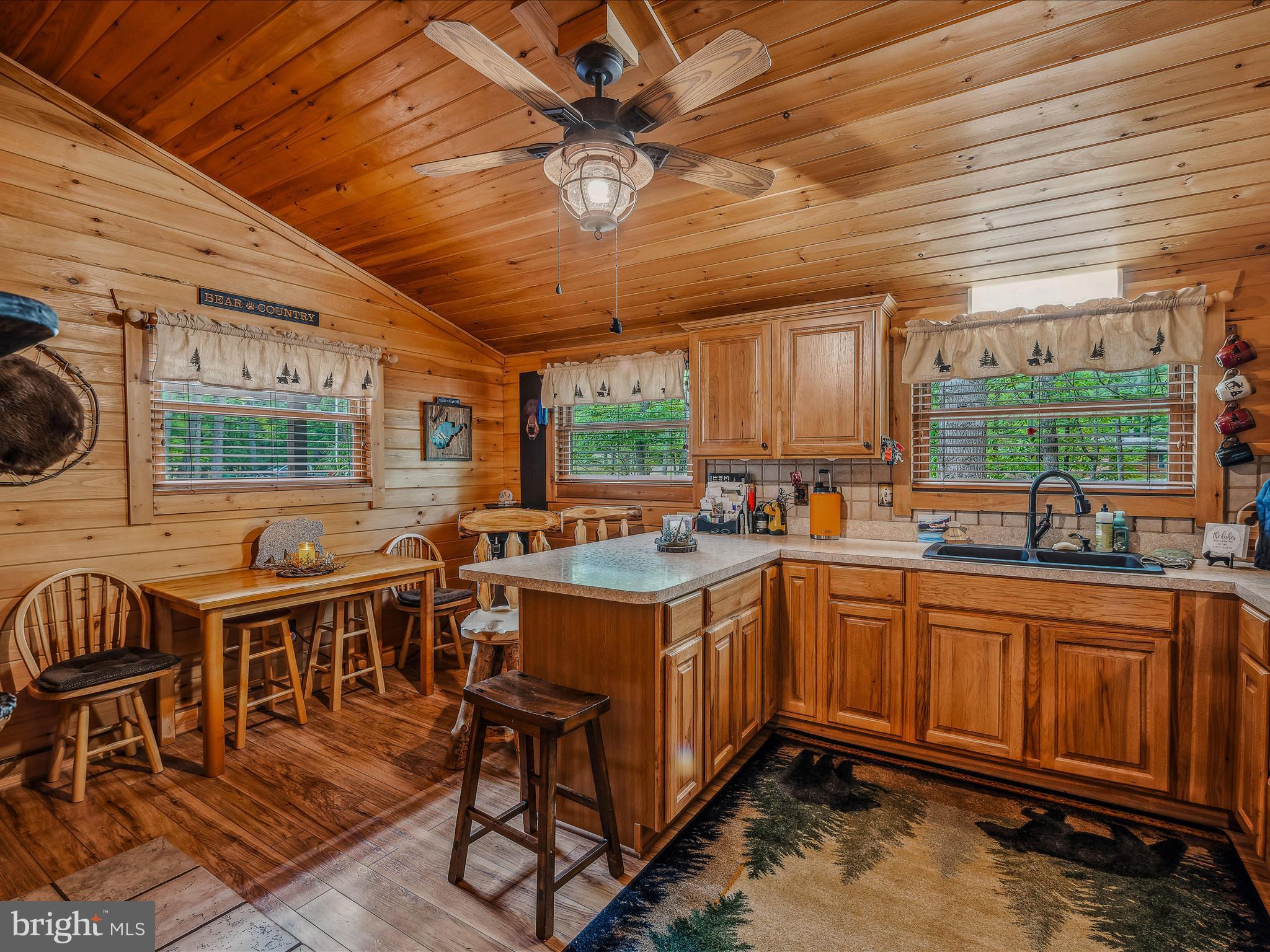 SLEEPY HOLLOW SUBDIVISION - Residential