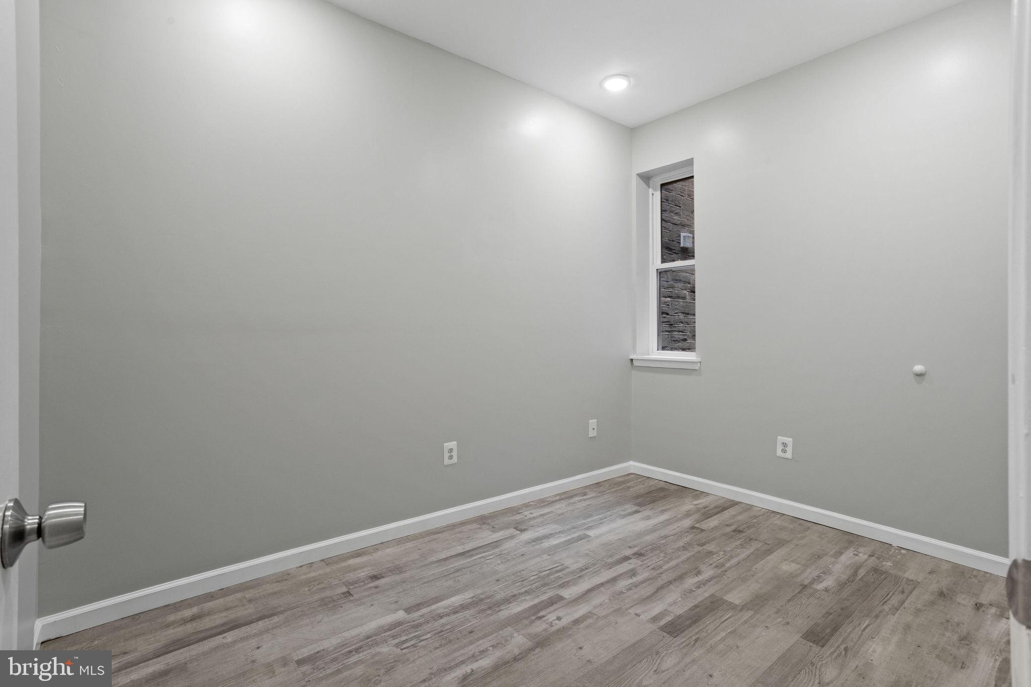 OVERBROOK - Residential Lease