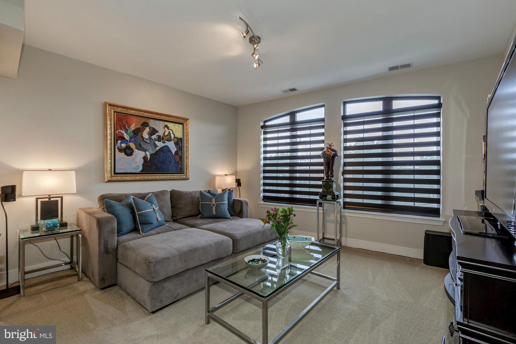 LYON PARK - Residential